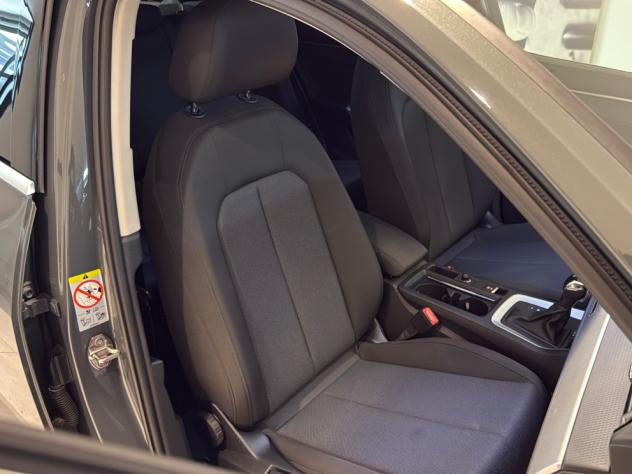 Audi Q3 SPB 45TFSIe PHEV S tronic Bus. Plus Navi LED 18” - Foto 5