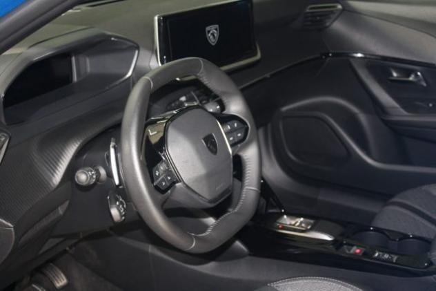 PEUGEOT 2008 PureTech 130 EAT8 Allure rif. 22775148 - Foto 7