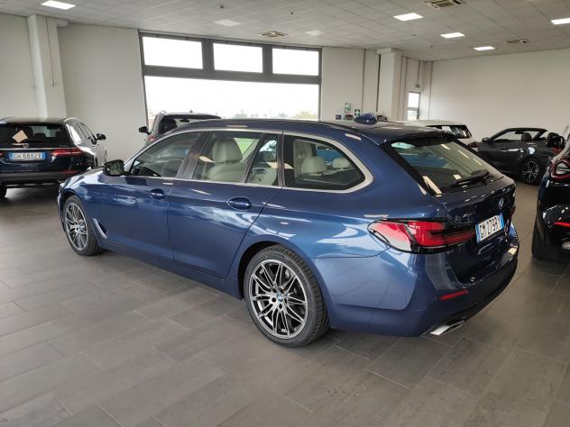 BMW Serie 5 530d 48V xDrive Tetto Pelle Navi Cerchi 19” - Foto 9