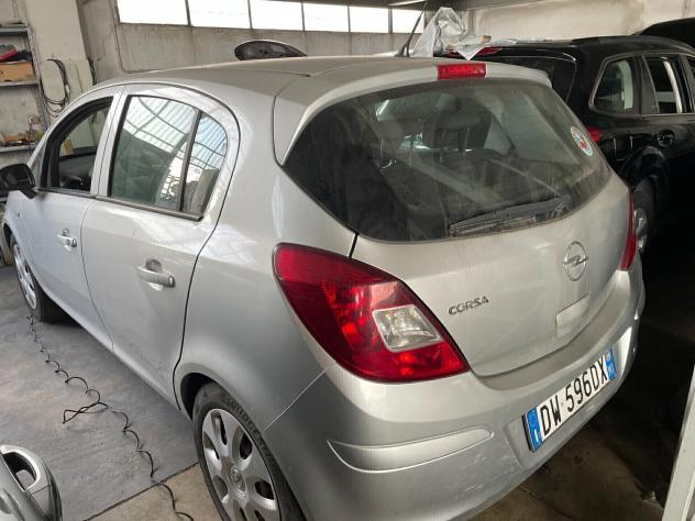 Opel Corsa 1.2 5 porte Cosmo imp.gas GRANDINATA - Foto 10