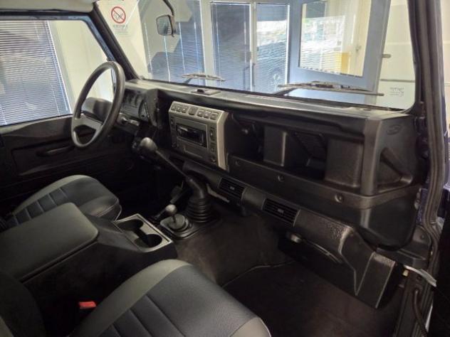 LAND ROVER Defender 110 2.5 Td5 cat SE NO BLOCCHI TRAFFICO rif. 24006928 - Foto 10