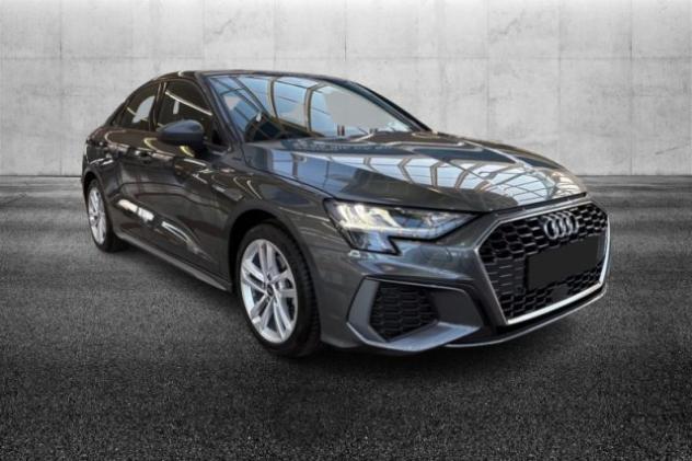 AUDI A3 Sedan 35 TDI S tronic S line edition rif. 23757536 - Foto 2