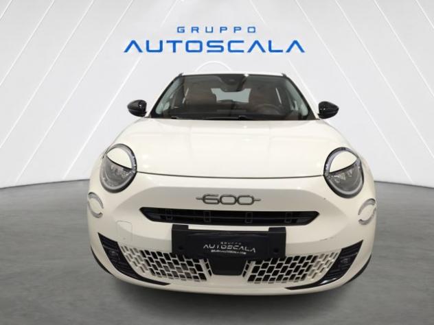 FIAT 600 Hybrid 100cv DCT MHEV Icon rif. 24139155 - Foto 2