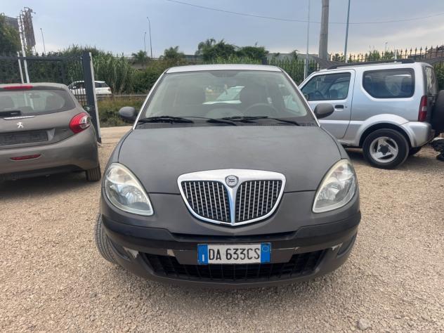 Lancia Ypsilon 1.2 Oro - Foto 3