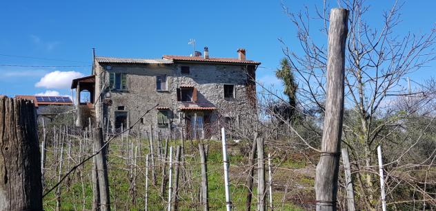 Rustico in vendita a Vezzano Ligure