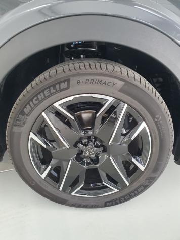 Peugeot 3008 1.2 hybrid Allure 145cv e-dcs6 - Foto 10
