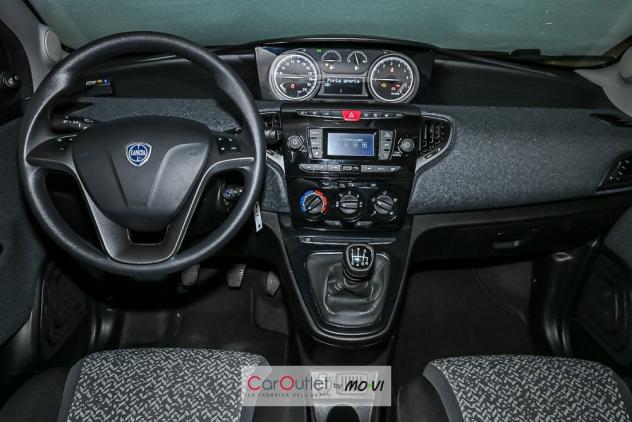 Lancia Ypsilon 1.0 FireFly 70cv S&S Hybrid SILVER - Foto 10