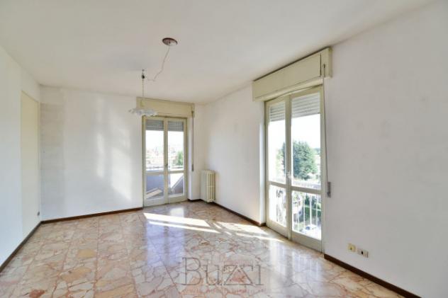 Appartamento di 86 m² con 3 locali e box auto in vendita a Seregno - Foto 2