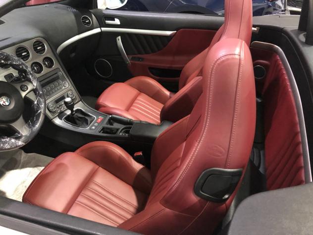 Alfa Romeo Spider 1750 TBi - Foto 8