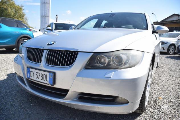 BMW Serie 3 Touring 330d Futura - AUTO D'OCCASIONE - PELLE - NAVI - CRUISE - SENSORI - BT - Foto 9