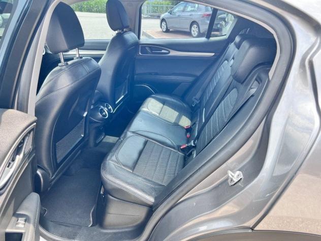 Alfa Romeo Stelvio 2.2 Turbodiesel 210 CV AT8 Q4 Executive - Foto 6
