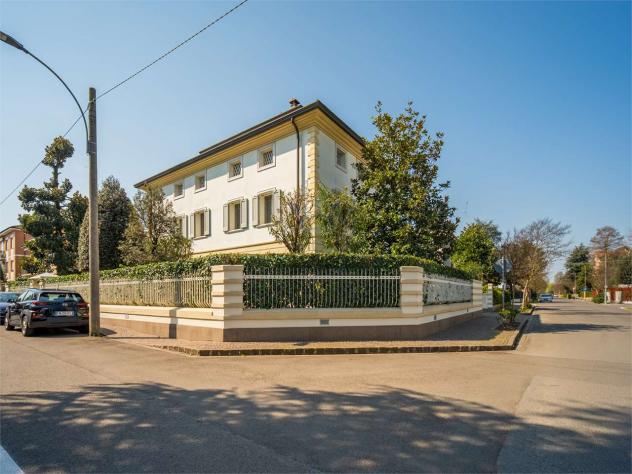 VA0273 - CARPI CENTRO! VILLA SIGNORILE CON "FINITURE DI PREGIO" - Foto 3