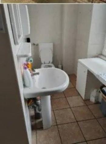 Immobile in asta di 445 m² con più di 5 locali e box auto in vendita a Gavirate - Foto 17