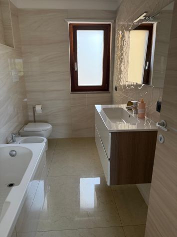 PADULA SCALO (SA) – APPARTAMENTO NUOVO, ARREDATO, CON ELETTRODOMESTICI E GARAGE - Foto 6