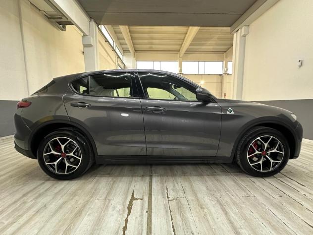 Alfa Romeo Stelvio 2.2 Turbodiesel 190CV AT8 Q4 Executive - Foto 6