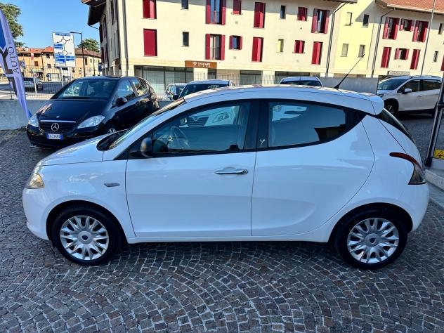 Lancia Ypsilon 1.2Bz 69Cv 5P - Uniproprietario - Foto 8