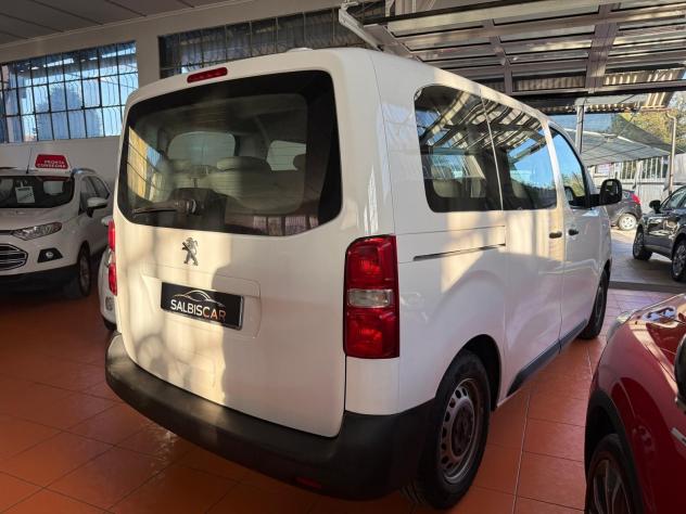 Peugeot Expert BlueHDi 150 S&S PL-SL-TN Combi Long - Foto 4