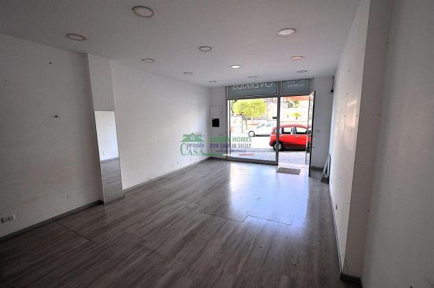 Rif. 9727 - Locale comm.le in via Archimede - Foto 3