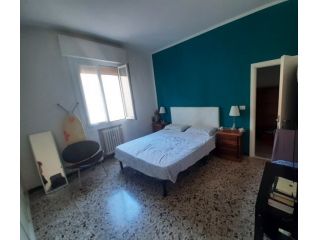 DUE CAMERE MATRIMONIALI ARREDATE