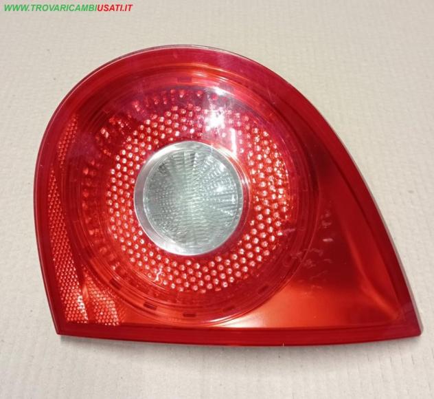 FANALE POST.D.(parte int.) VOLKSWAGEN GOLF (1K) 3 porte / 5 porte  Parti elettriche  Fanaleria  Fanali  Fanale int. post. d VOLKSWAGEN - GOLF 5 - 01-1