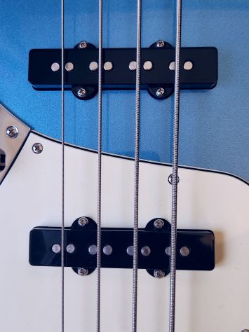 Fender Jazz Bass Mexico Standard 2014 - Lake Placid Blue, Maple Neck - Foto 6