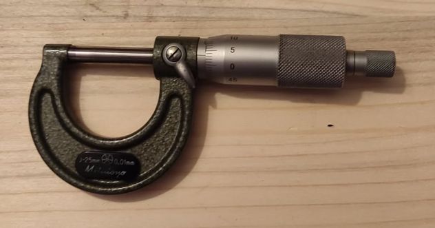 Vendo micrometro Mitutoyo inizio anni 70.