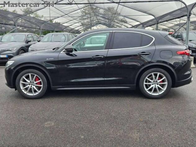 ALFA ROMEO Stelvio Stelvio 2.2 t Executive Q4 190cv auto - GF824LF rif. 24189147 - Foto 8