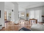 Casa indipendente di 320 m² con più di 5 locali in vendita a Biandronno