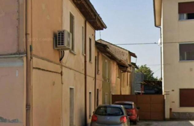 Immobile in asta di 109 m², box auto in vendita a Pieve Porto Morone - Foto 2