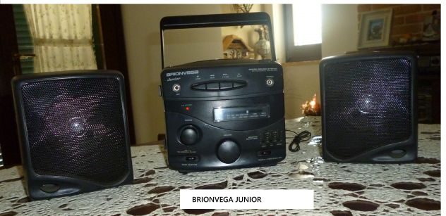 RADIOCASSETTE- BRIONVEGA JUNIOR