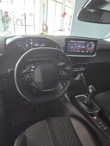PEUGEOT 208 PureTech 100cv 5p. - 2025 - Foto 9