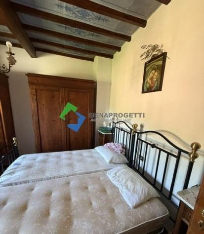 CASTELLINA IN CHIANTI – APPARTAMENTO CON SPAZIO ESTERNO PRIVATO E POSTI AUTO. - Foto 6