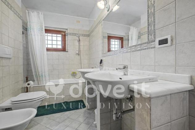 Villa di 350 m² con più di 5 locali e box auto doppio in vendita a Roma - Foto 19