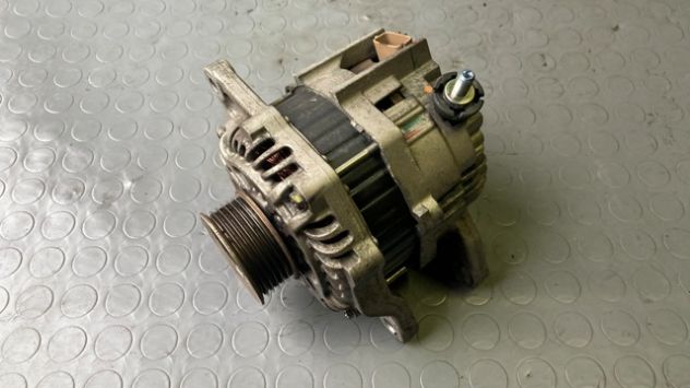 Alternatore Mitsubishi Space Star 1.0 del 2015 (1800A359)