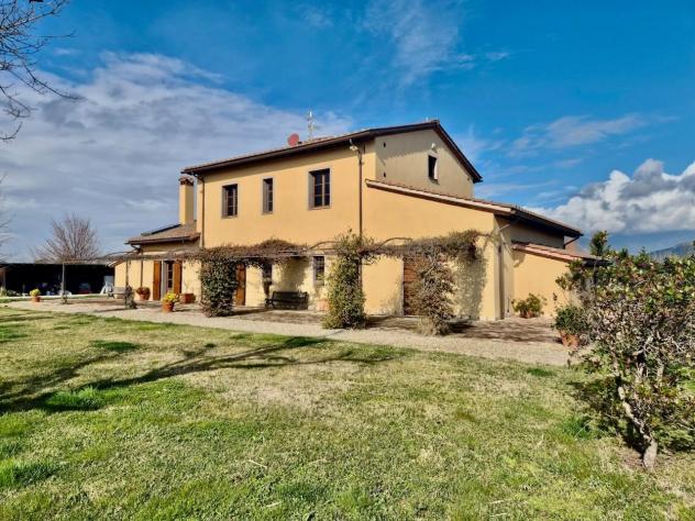 Rustico in vendita a Cascina 400 mq Rif: 1310340