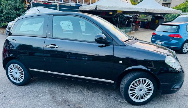 Lancia Ypsilon 1.2 Versus - Foto 4