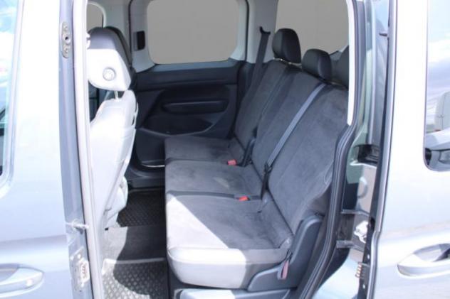 VOLKSWAGEN Caddy 2.0 TDI 122 CV DSG Style rif. 23758368 - Foto 8