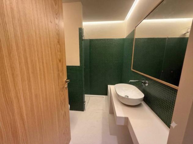 Immobile di 250 m² con più di 5 locali in vendita a Bologna - Foto 5