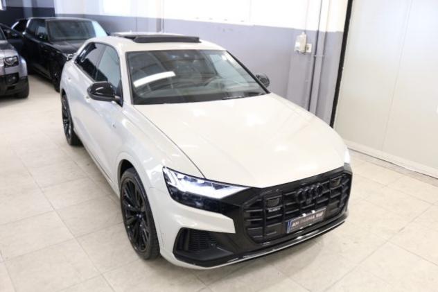 AUDI Q8 55 TFSI quattro tiptronic Sport rif. 24054139