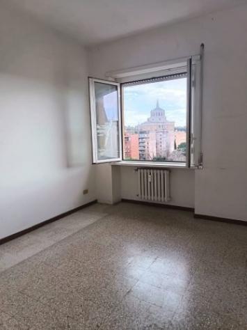 ULTIMO PIANO, TERRAZZO E VISTA SULLA BASILICA DI SAN PAOLO - Foto 16