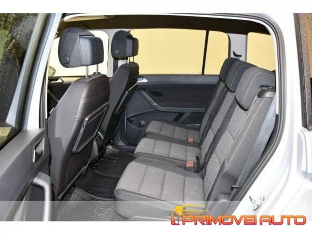 VOLKSWAGEN Touran 2.0 TDI 150 CV SCR DSG R-Line rif. 20496975 - Foto 3