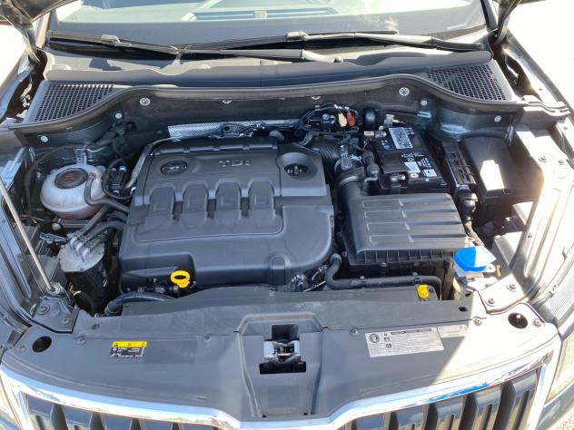 Skoda Karoq 1.6 TDI SCR DSG Ambition IVA ESPOSTA UNICO PROPIETARIO TAGLIANDI UFFICIALI SKODA - Foto 9