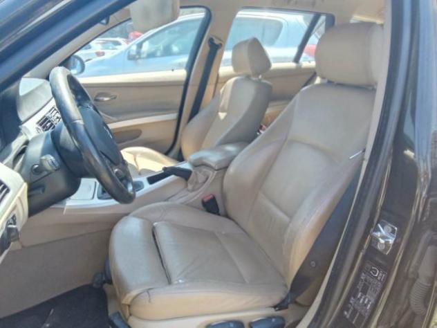BMW 320 d cat Touring Attiva rif. 23799288 - Foto 3