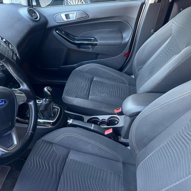 Ford Fiesta 1.0 80CV 5 porte Titanium - Foto 8
