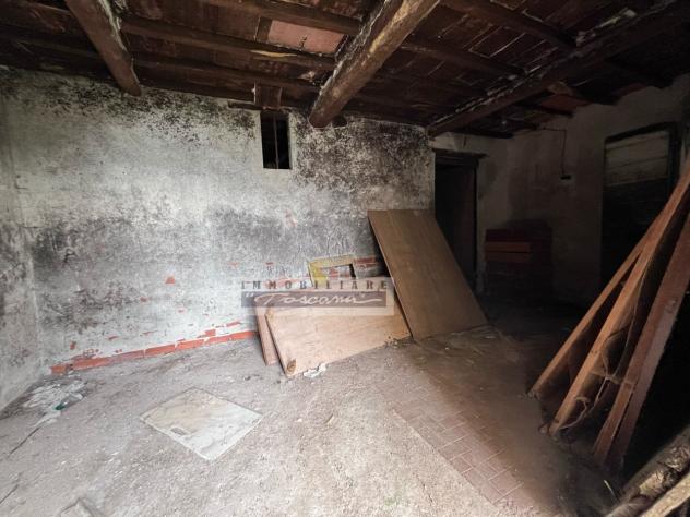 CASA INDIPENDENTE di 14 vani e di 533 mq (MASSAROSA - Borrone) rif. A799 - Foto 15
