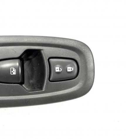 PULSANTIERA ANTERIORE DESTRA RENAULT Kadjar Serie 809616626R (15) - Foto 2