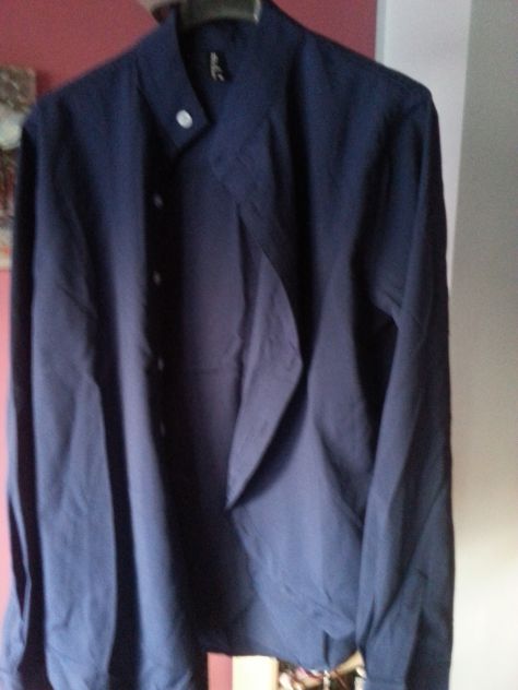 Camicia Blu o Nera taglio laterale Tg S - NUOVA - Foto 2
