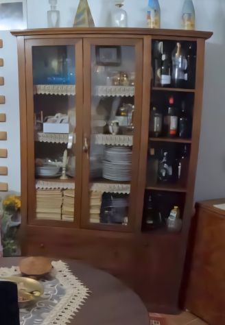 Vetrina in legno