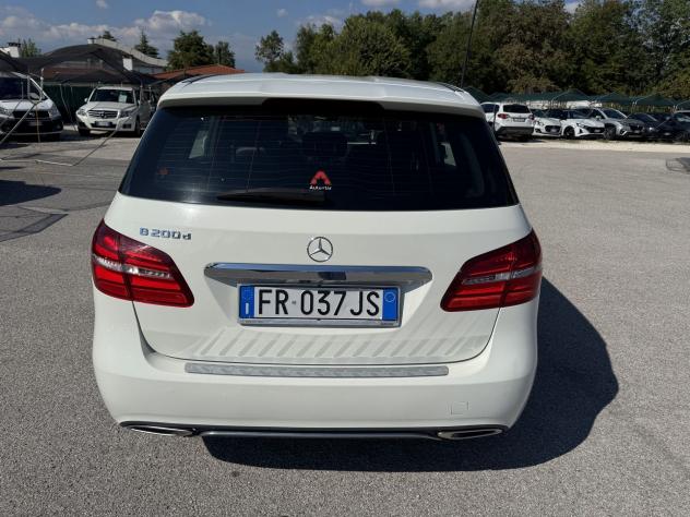 Mercedes-Benz Classe B B 200 d Automatic Sport - Foto 4