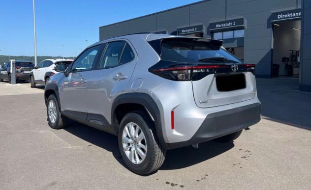 Toyota Yaris Cross KM 0 RATA MENSILE 281,00 EURO CON LA MAXI RATA 1.5H (116 CV) E-CVT Active Eco - Foto 3